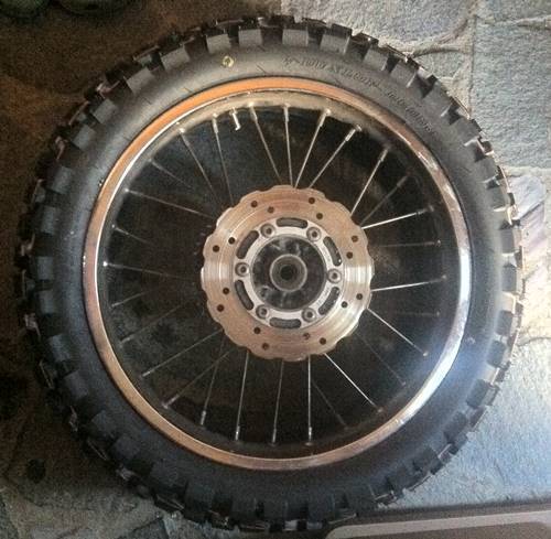KLX125 リアタイヤ交換.JPG