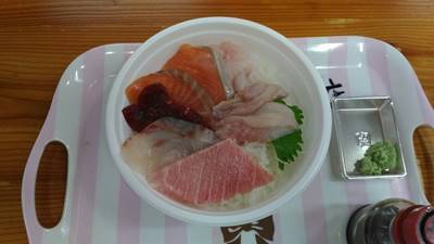 釧路名物勝手丼