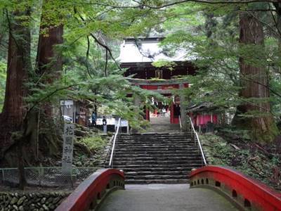 花園神社