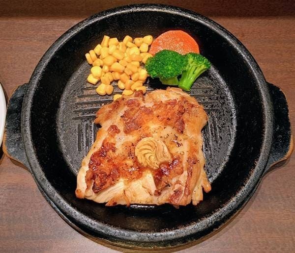 いきなり!ステーキ グリルチキンステーキ(2).jpg