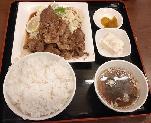 ご馳屋 恵伊登 焼肉定食.jpg