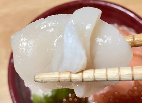 はま寿司 特上北海丼 ホタテ.jpg