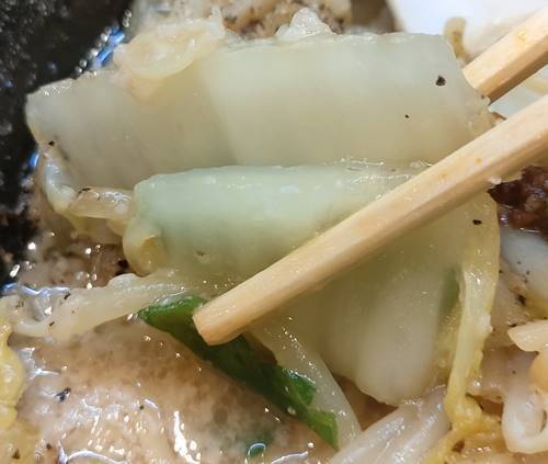 らあめん花月嵐 嵐げんこつらあめん こってり煮込み 野菜.jpg
