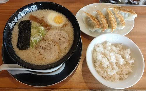 らあめん花月嵐 嵐げんこつらあめん 塩 餃子セット.jpg