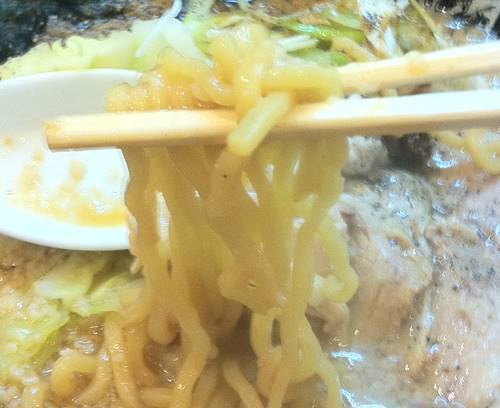 らあめん花月嵐 嵐げんこつらあめんスペシャル2020 麺.JPG