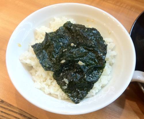 らあめん花月嵐 海苔巻きライス.JPG