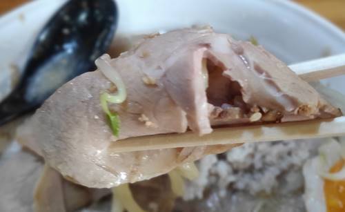 らーめん でぽっと 豚そば 男盛り チャーシュー.jpg