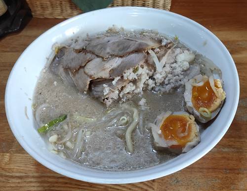 らーめん でぽっと 豚そば 男盛り 野菜完食.jpg