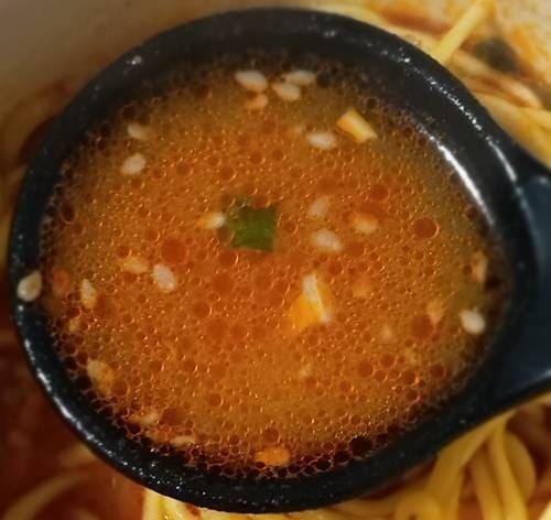 エースコック タテ型 飲み干す一杯 担担麺 スープ.jpg