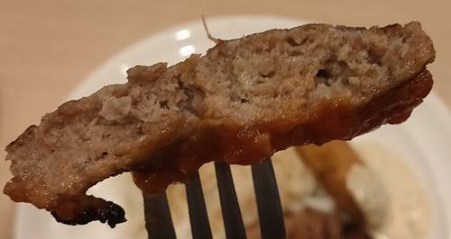 ガスト ハンバーグ&白身魚フライランチ ハンバーグ.jpg