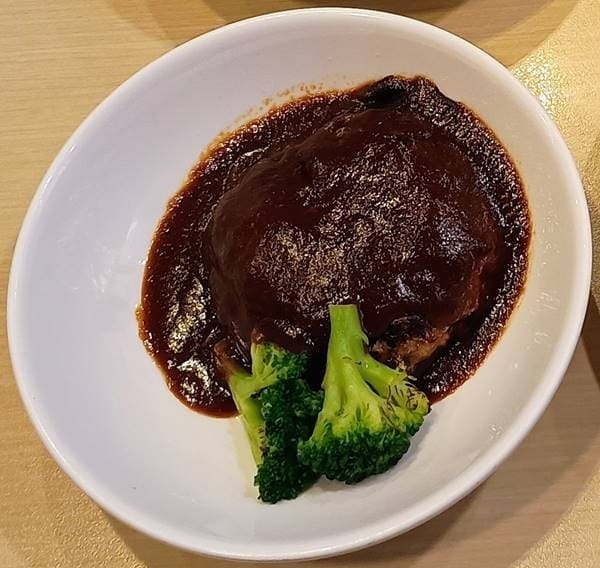 ガスト フィットメニュー FIT!チーズINハンバーグ.jpg