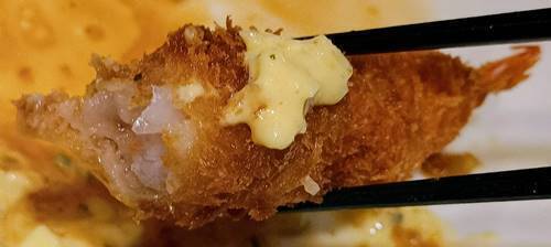 ガスト 水曜日 日替わりランチ 海老フライ 海老フライ 断面.jpg
