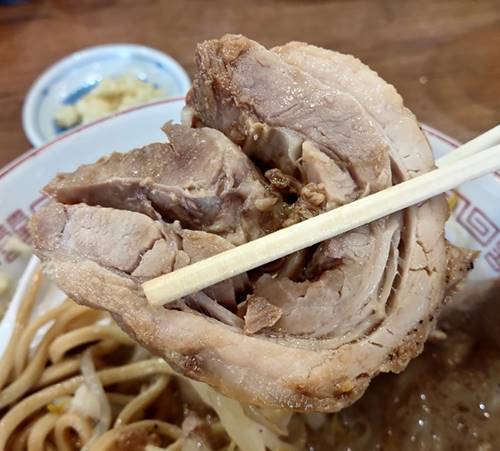 ガッツリラーメンいち豚 チャーシュー.jpg