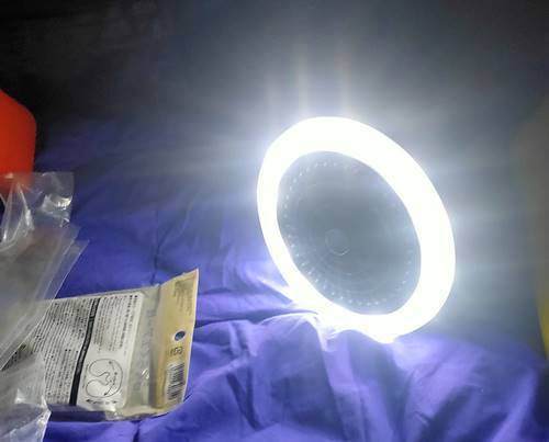 キャンプ用 LEDライト付き扇風機.jpg