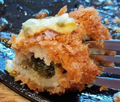 ココス ハンバーグ＆広島県産牡蠣フライランチ 牡蠣フライ 断面.jpg
