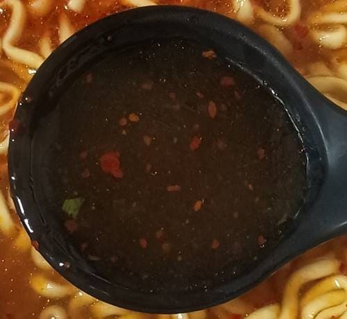 サッポロ一番 極辛 味噌旨タンメンどんぶり スープ.jpg