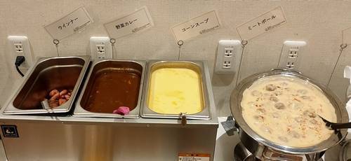 ホテルクラウンヒルズいわき 朝食バイキング ウインナー＆ミートボール.jpg