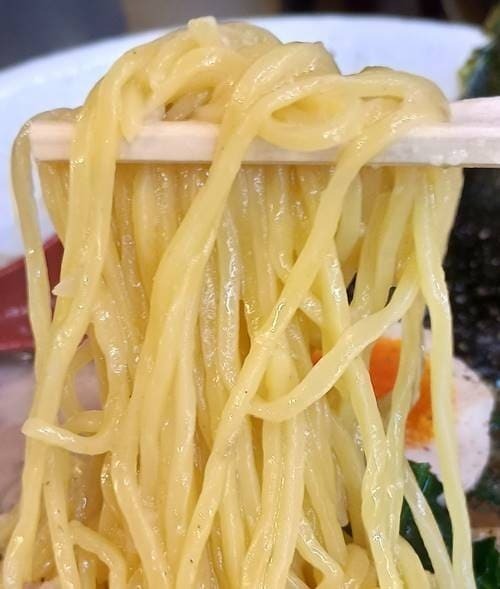 ラーメンガキ大将 ガキ大将ラーメン 麺.jpg