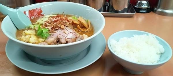 ラーメン山岡家 特製カレーとんこつラーメン 半ライスセット(1).jpg