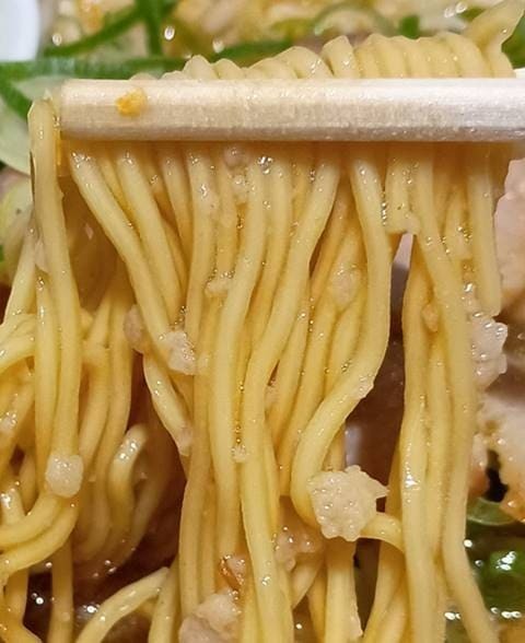 ラーメン魁力屋 みそラーメン 麺.jpg