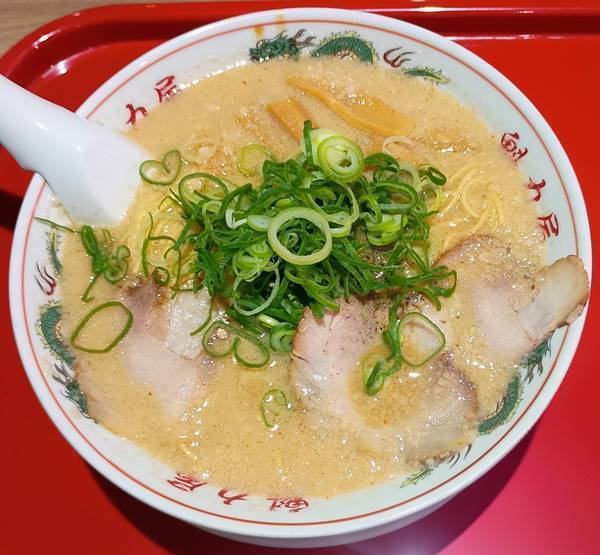 ラーメン魁力屋 コク旨ラーメン(2).jpg