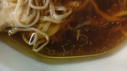 ローソン 中華そば しば田監修 醤油ラーメン〜鶏と鴨の旨み〜 スープ.jpg