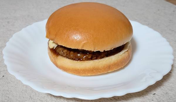 ローソン 盛りすぎ！てりやきハンバーガー.jpg