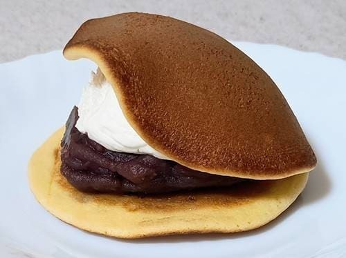 ローソン 盛りすぎ!どらもっち(2).jpg