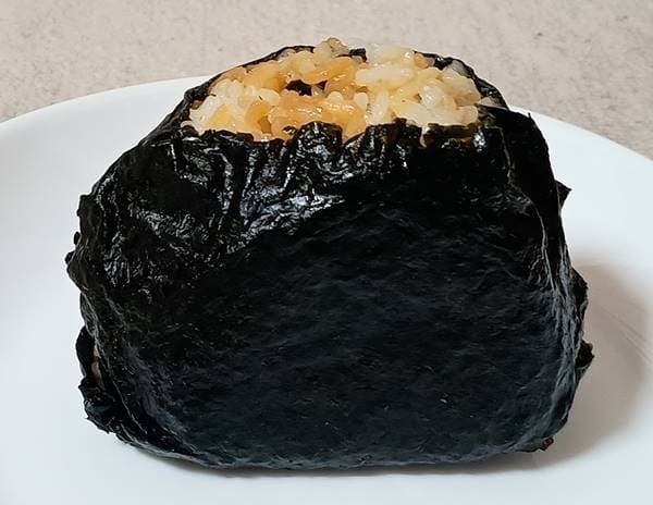 ローソン 盛りすぎ！チャーシューマヨネーズおにぎり.jpg