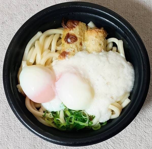 ローソン 盛りすぎ!半熟玉子とろろうどん.jpg