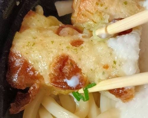ローソン 盛りすぎ！半熟玉子とろろうどん ちくわ天.jpg