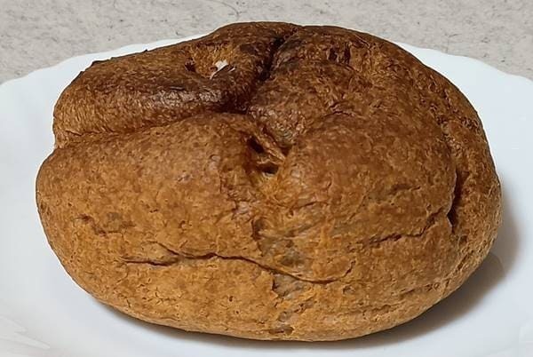 ローソン 盛りすぎ!大きなチョコシュー(1).jpg