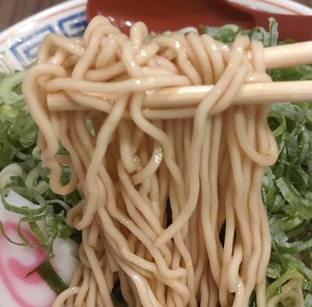 京屋台 中華そば 古都ら ばかねぎラーメン 麺.jpg