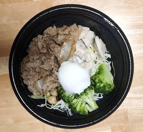 吉野家 ライザップ牛サラダ (2).jpg