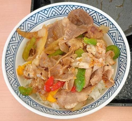 吉野家 牛プルコギ定食 牛プルコギ丼.jpg