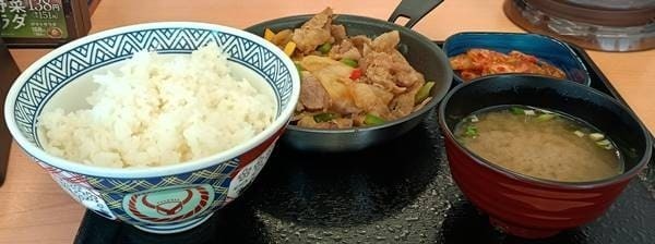 吉野家 牛プルコギ定食(1).jpg