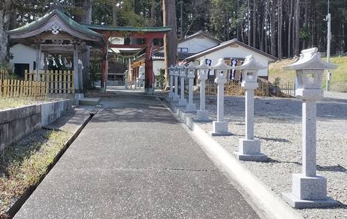 富岡町 諏訪神社 二の鳥居.jpg