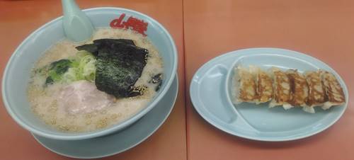 山岡家 塩ラーメン&餃子.jpg