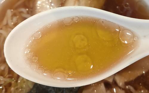 幸楽苑 クラシック中華そば スープ.jpg