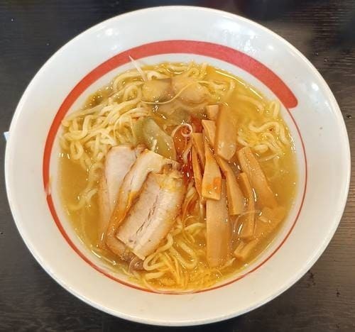 幸楽苑 スペシャル塩らーめん 辣油投入.jpg