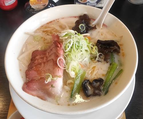 幸楽苑 牛骨野菜らーめん.jpg
