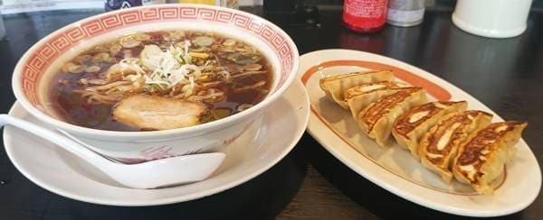 幸楽苑 郡山ブラッック素らーめん餃子セット(1) (1).jpg