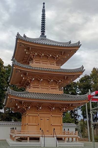 広徳院高斎寺 三重塔.jpg