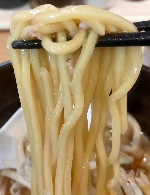 情熱食堂 味噌ラーメン 麺.jpg