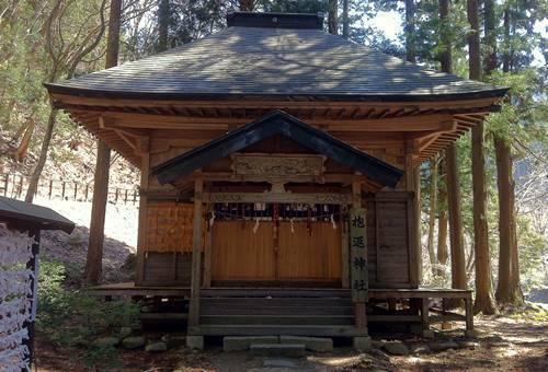 抱返神社.JPG