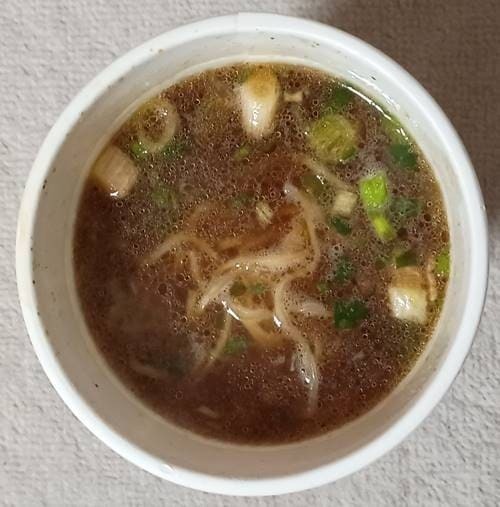日清 Ramen Break Beats 地鶏醤油らぁ麺.jpg