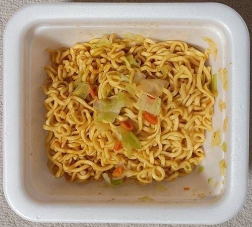 明星 チャルメラ とり野菜みそ焼そば.jpg