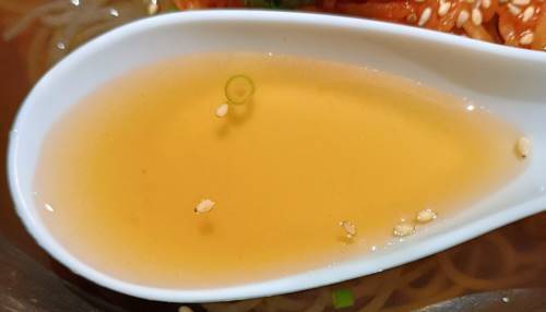 春香苑 冷麺 スープ.jpg