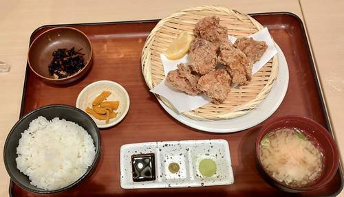 本場帯広 十勝豚丼専門店 㐂久好 釧路ザンギ定食.jpg