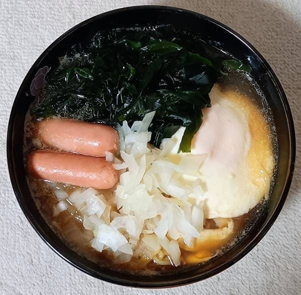 東洋水産 マルちゃんの生ラーメン 醤油.jpg